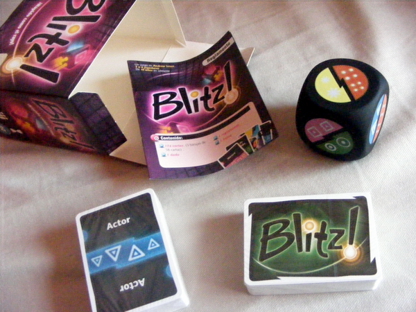 http://www.jugamostodos.org/images/stories/Juegos/JuegosEspana/Asmodee/blitz%20-%2003.jpg