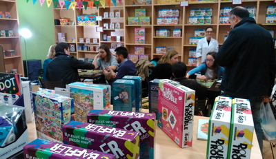 http://www.jugamostodos.org/images/stories/Juegos/JuegosEspana/GalileoNenos/Taller_8.jpg