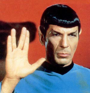 http://www.jugamostodos.org/images/stories/NoticiasMundo/2009/star%20trek%20-%20ajedrez%203d%20-%2003.jpg