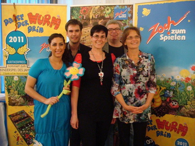 http://www.jugamostodos.org/images/stories/NoticiasMundo/2011/ksdj%20-%2021.jpg