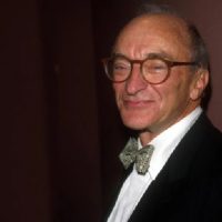 Charles Lazarus